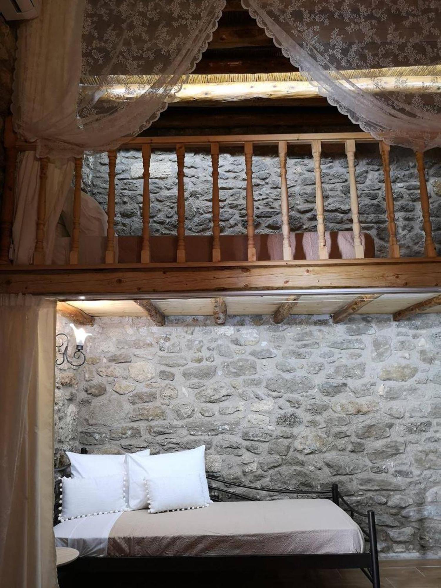 M&M Stone-Village House-Family-Vintage Ліндос Екстер'єр фото